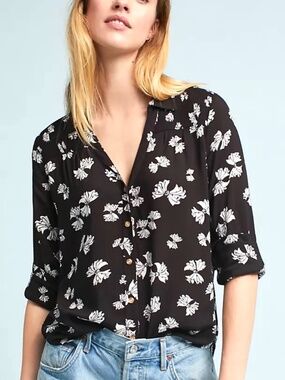 Maeve Anthropologie Emory Bow Printed  Black & White Button Down Blouse